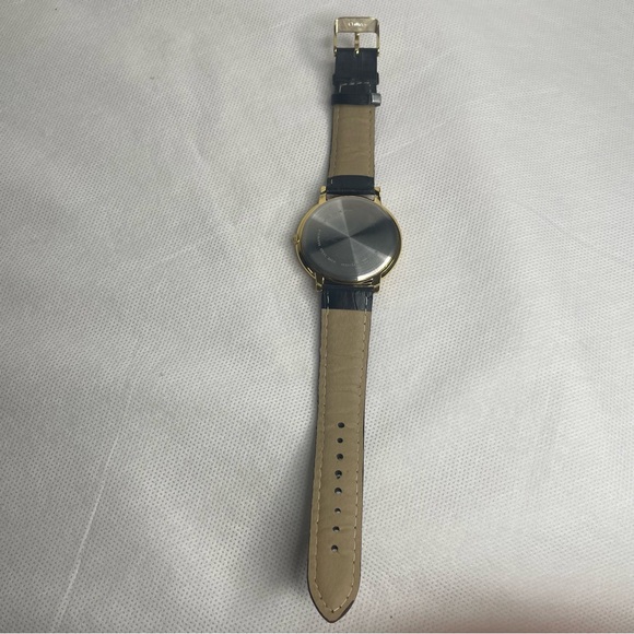 VTG Mickey Mouse Watch by Lorus Large Face Moving Hands New Battery Walt Disney - Picture 10 of 12